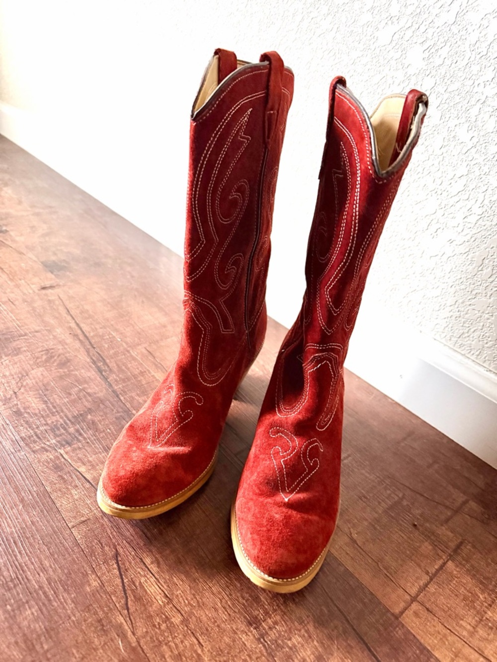 Justin Boots Rust Suede Western Boots